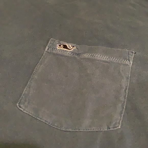 Vineyard vines shirt - Picture 2 of 4